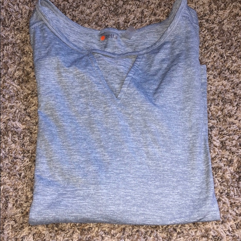 Zella women’s long sleeve workout shirt